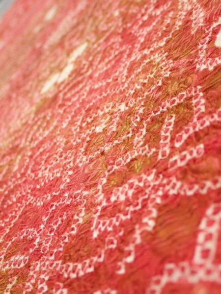 Photo4: 4K05z30  Japanese Kimono Silk SHIBORI FABRIC Flower Red-Pink 46.5x10.2 (4)