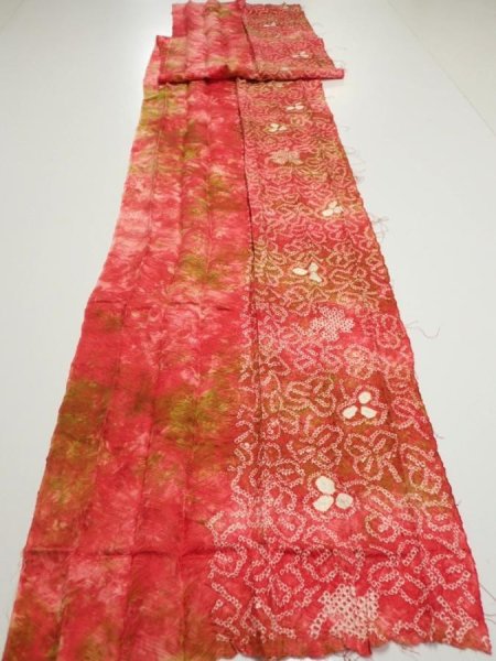 Photo1: 4K07z80  Japanese Kimono Silk SHIBORI FABRIC Flower Red-Pink 82.7x15.0 (1)