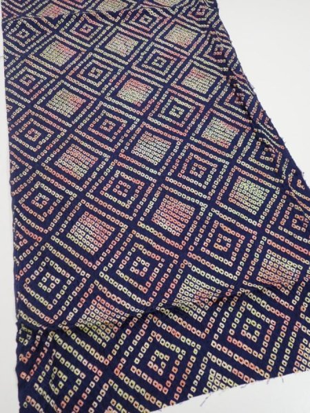 Photo2: 4K03z60  Japanese Kimono Silk SHIBORI FABRIC  Dark navy 47.6x14.6 (2)