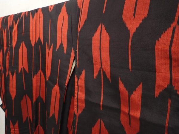 Photo2: 6903T15z630 Vintage Japanese Kimono Silk TSUMUGI Yagasuri Black (2)