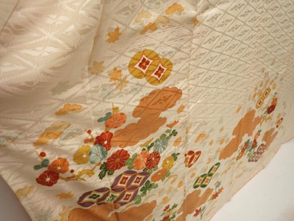 Photo3: 6909T12z1060 Vintage Japanese Kimono Silk FURISODE Plum blossom Light cream (3)