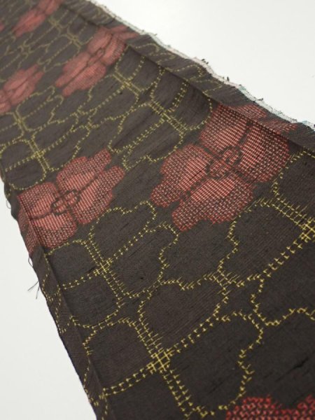 Photo1: 2V08z40  Japanese Kimono Silk TSUMUGI FABRIC Flower Black 55.9x7.1 (1)