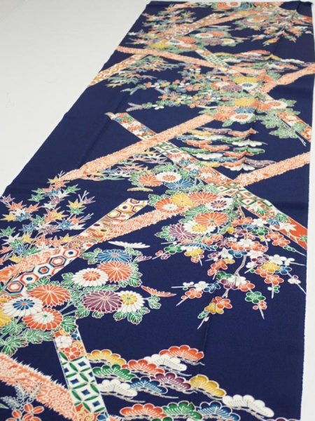 Photo3: 2R04z80  Japanese Kimono Silk  FABRIC Flowers Dark navy 63.8x14.8 (3)