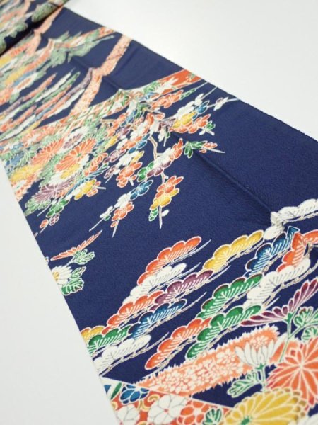 Photo1: 2R09z50  Japanese Kimono Silk  FABRIC Flowers Dark navy 78.0x6.7 (1)