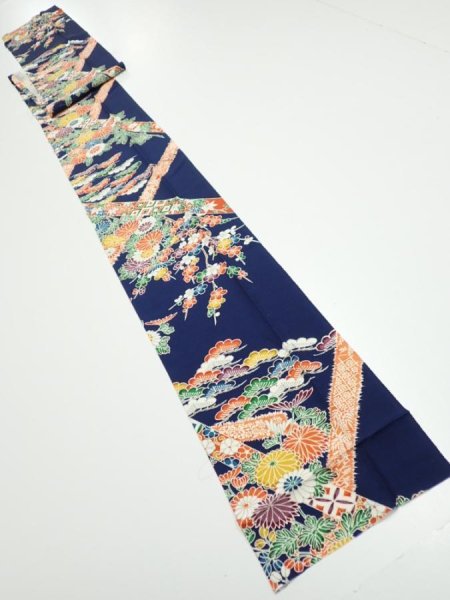 Photo5: 2R09z50  Japanese Kimono Silk  FABRIC Flowers Dark navy 78.0x6.7 (5)