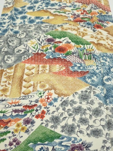 Photo1: 4D05z90  Japanese Kimono Silk  FABRIC Flowers Off-white 69.3x14.2 (1)