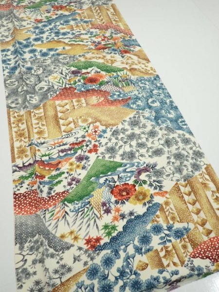 Photo2: 4D06z90  Japanese Kimono Silk  FABRIC Flowers Off-white 68.1x14.2 (2)