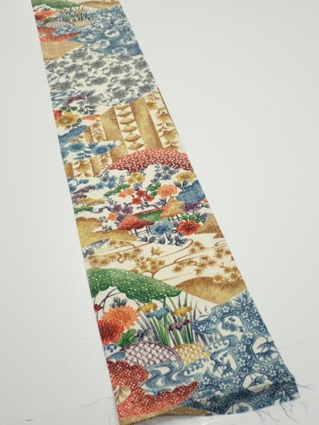 Photo2: 4D08z40  Japanese Kimono Silk  FABRIC Flowers Off-white 63.4x7.1 (2)