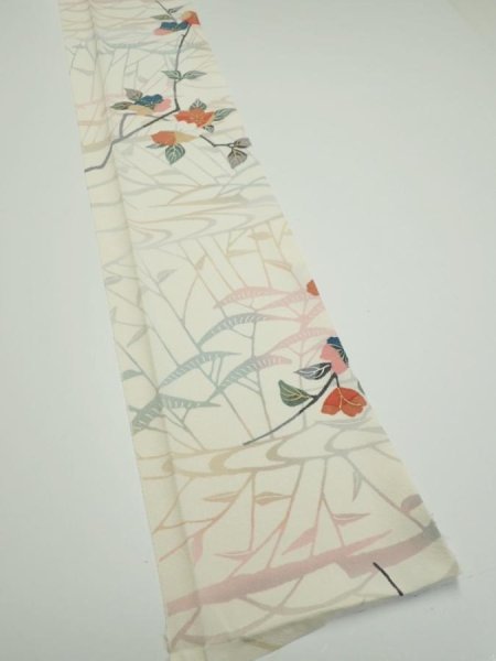 Photo2: 4D07z50  Japanese Kimono Silk  FABRIC Sakura Off-white 57.5x7.7 (2)