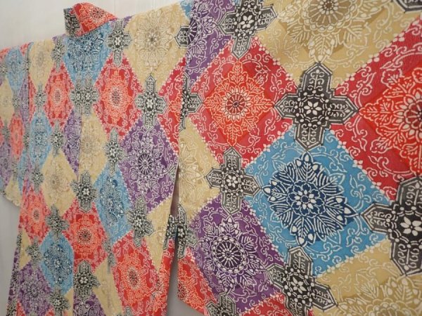 Photo2: 6929T03z610 Vintage Japanese Kimono Silk HAORI Flowers Red (2)