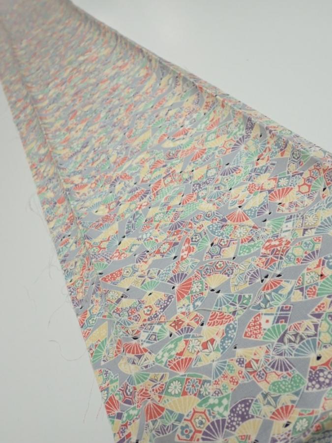 2P08z40  Japanese Kimono Silk  FABRIC Folding fan Light gray 59.8x7.9