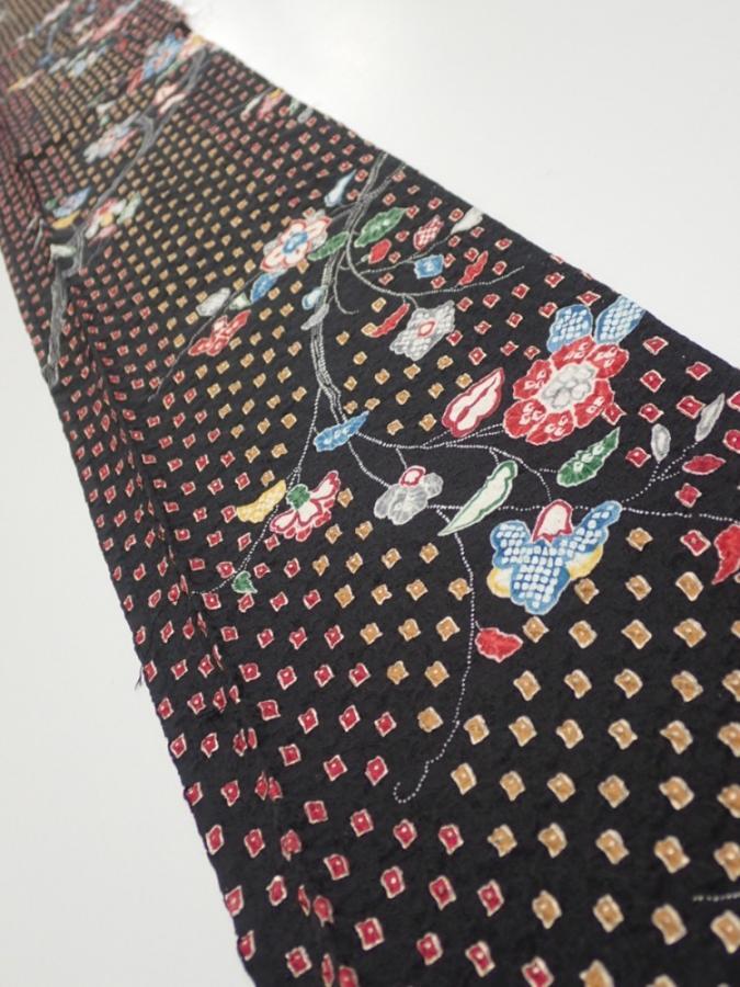 2S08z50  Japanese Kimono Silk  FABRIC Flower Black 56.7x7.5